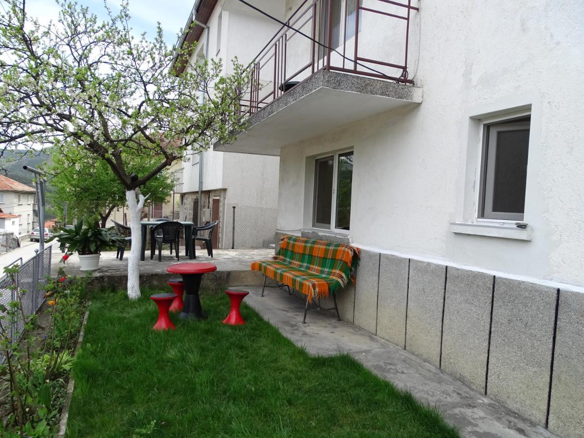 Къща За Гости - Софи, Гр. Девин Exterior photo